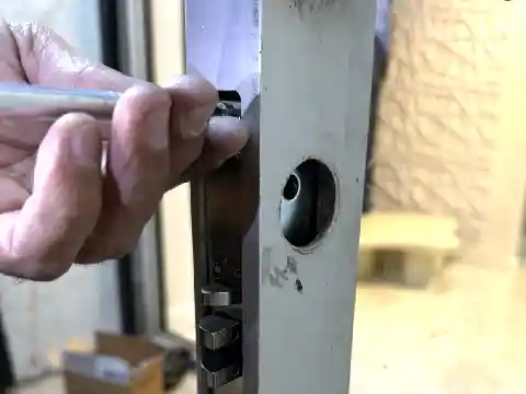 Commercial Locksmith example 3
