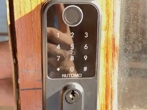 Smart Lock Installation example 1