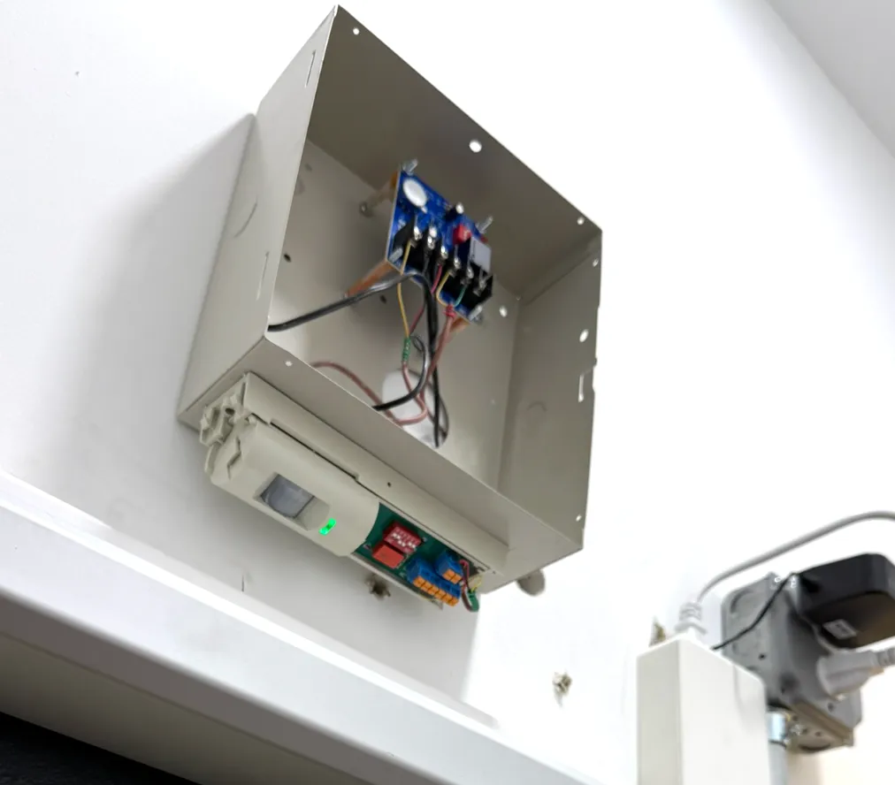 Automatic Sensor Based Door Closer Setup Compliance With Ada
